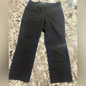 Old Navy Mid Rise Pixie Petite Slacks